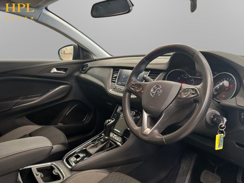 Vauxhall Grandland X 1.2 Turbo SRi Nav SUV 5dr Petrol Auto Euro 6 (s/s) (130 ps) 12