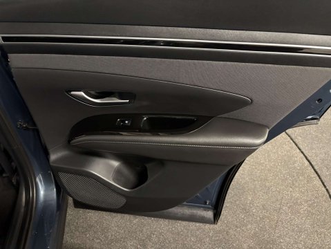 Hyundai TUCSON 1.6 Tucson Premium TGDi HEV Auto 5dr 28