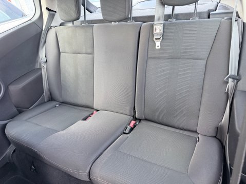 Renault Clio 1.5 DYNAMIQUE DCI 11