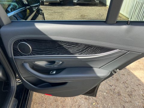 Mercedes-Benz E Class E 200 AMG LINE MHEV 41