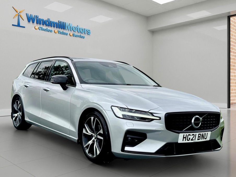 2021 Volvo V60 exterior view