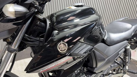 Yamaha YS125 2018 68 PLATE LONG MOT SERVICED ONLY 8K IDEAL LEARNER BIKE 125CC 39