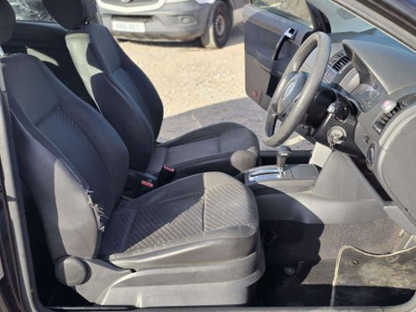 Volkswagen Polo 1.4 S Hatchback 3dr Petrol Automatic (a/c) (182 g/km, 75 bhp) 13
