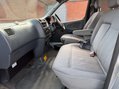 Toyota Hiace 2.5 Hiace 280 D-4D 95 SWB 8