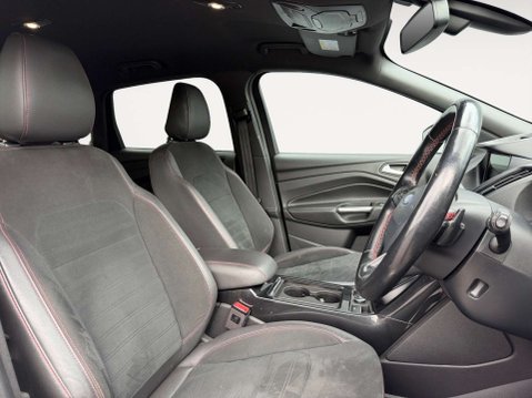 Ford Kuga 1.5 Kuga ST-Line TDCi Auto 5dr 9