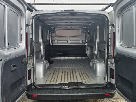 Renault Trafic SL27 SPORT DCI S/R P/V 5
