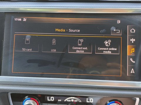 Audi Q3 1.5 Q3 Sport 35 TFSI 5dr 27