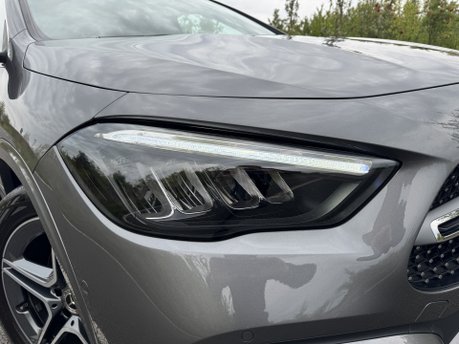 Mercedes-Benz GLA Class GLA 200 MHEV AMG Line Premium Auto Petrol PARKTRONIC/KEYLESS ENTRY/SAT NAV 32