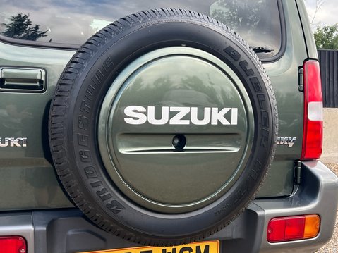 Suzuki Jimny SZ4 22