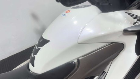Honda VFR 2011 ONLY 22K NEW MOT SERVICED TOP BOX TOURER 800CC 8