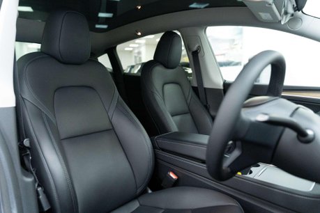 Tesla Model Y ModeL Y Performance AWD 4WD 5dr 3