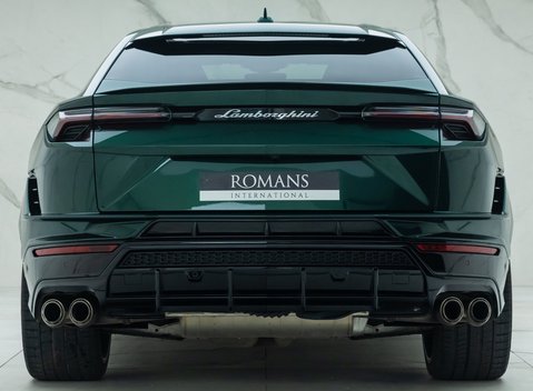 Lamborghini Urus S 8
