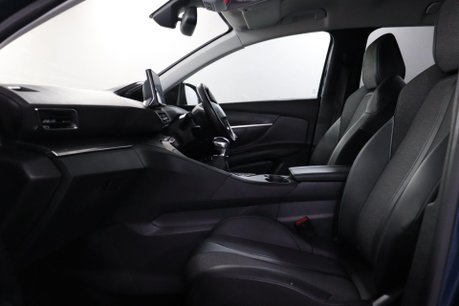 Peugeot 3008 PURETECH S/S ALLURE 42