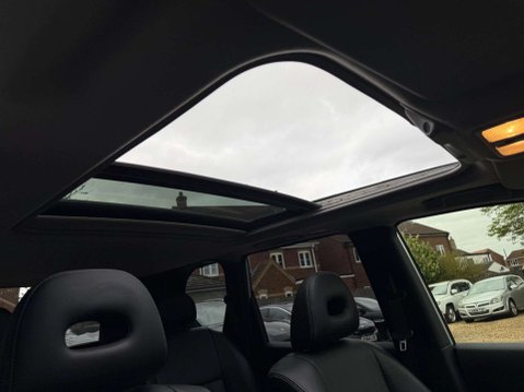 Nissan X-Trail 2.0 dCi Tekna Auto 4WD Euro 5 5dr (AVM) 99