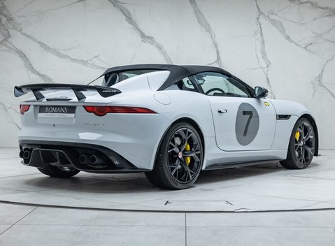 Jaguar F-Type PROJECT 7 8