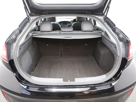 Hyundai IONIQ 1.6 h-GDi Premium SE DCT Euro 6 (s/s) 5dr 25