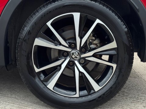 Toyota C-HR 1.8 VVT-h Design CVT Euro 6 (s/s) 5dr 12