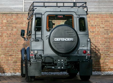 Land Rover Defender 90 TD XS Station Wagon 3