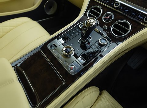 Bentley Continental GT W12 23