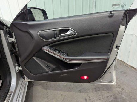 Mercedes-Benz CLA Class 1.6 CLA 180 AMG Line Auto 4dr 53
