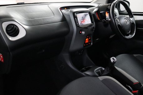 Toyota Aygo VVT-I X-TREND TSS 34