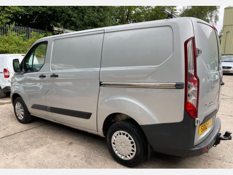 Ford Transit Custom 2.2 TDCi 270 Trend Panel Van 5dr Diesel Manual L1 H1 (186 g/km, 98 bhp) 11