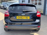 Ford Focus 1.6 TDCi Titanium Euro 5 (s/s) 5dr 6