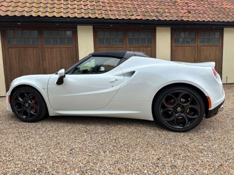 Alfa Romeo 4C 1.7 4c TBi Spider Semi-Auto 2dr 5
