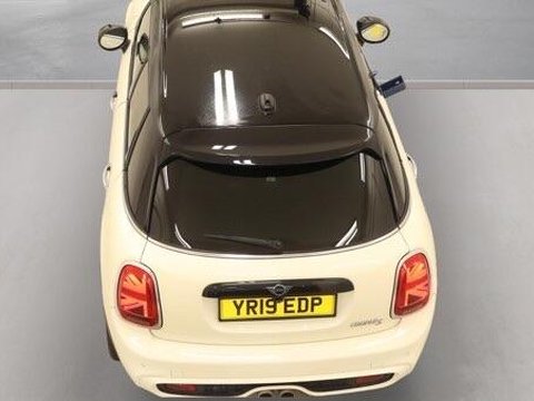Mini Hatch 2.0 Cooper S Classic Steptronic Euro 6 (s/s) 5dr 8