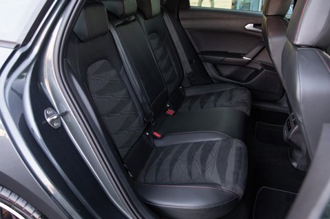 SEAT Leon TSI EVO FR SPORT 39