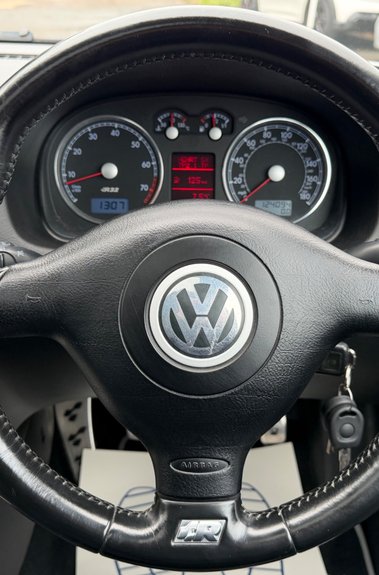 Volkswagen Golf R32 - STUNNING CAR - £15K SPENT ON RECENT RESTO -NEW CLUTCH -NEW MOT 