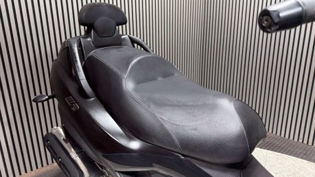 Piaggio MP3 LT SPORT 2013 17K TRIKE MOT OCTOBER 2027 3 WHEELER 500CC 21