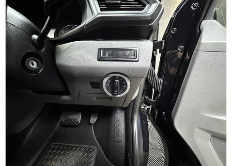 Volkswagen Transporter 2.0 TDI T28 Highline Combi Van 5dr Diesel DSG FWD SWB Euro 6 (s/s) (150 ps) 41