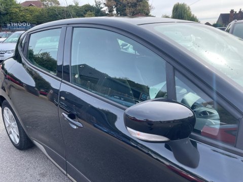 Renault Clio 0.9 TCe Dynamique MediaNav Euro 5 (s/s) 5dr 10