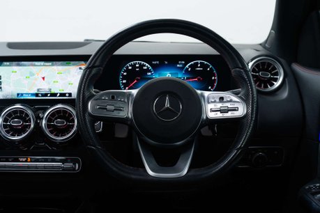 Mercedes-Benz GLA 2.0 GLA220d AMG Line (Premium Plus) SUV 5dr Diesel 8G-DCT 4MATIC Euro 6 (s/ 32