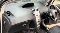 Toyota Yaris 1.3 VVT-i TR Hatchback 5dr Petrol Manual (141 g/km, 85 bhp) 22