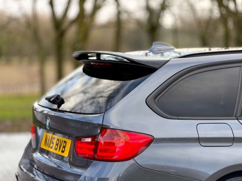 BMW 3 Series 3.0 335i M Sport Auto 5dr 21