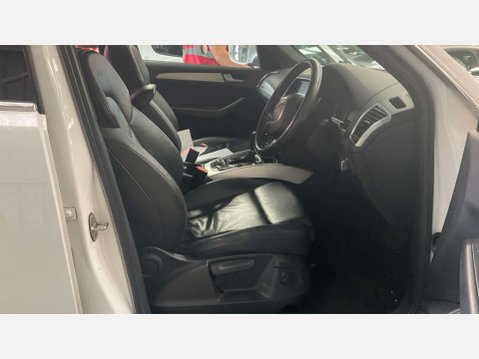Audi Q5 2.0 TDI S line SUV 5dr Diesel S Tronic quattro Euro 4 (170 ps) 10