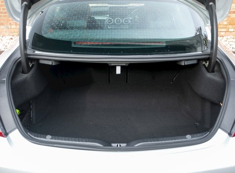 Mercedes-Benz C Class C63 Coupe 28