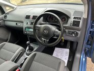 Volkswagen Touran SE TDI 9
