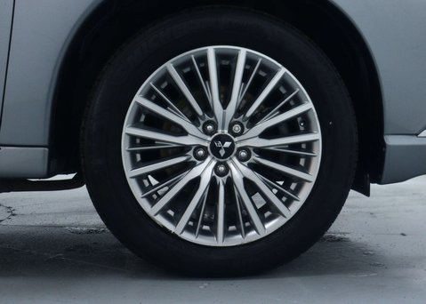 Mitsubishi Outlander 2.4h TwinMotor 13.8kWh Dynamic Safety SUV 5dr Petrol Plug-in Hybrid CVT 4WD 15