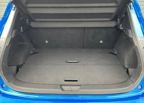 Nissan Qashqai DIG-T N-CONNECTA MHEV 18