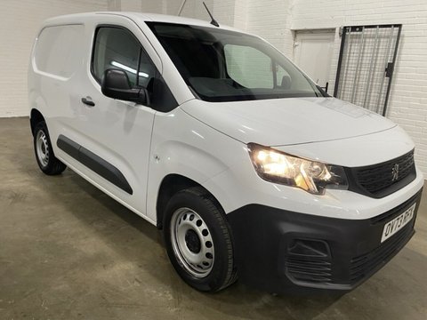 Peugeot Partner BLUEHDI PROFESSIONAL PREMIUM PLUS L1 3