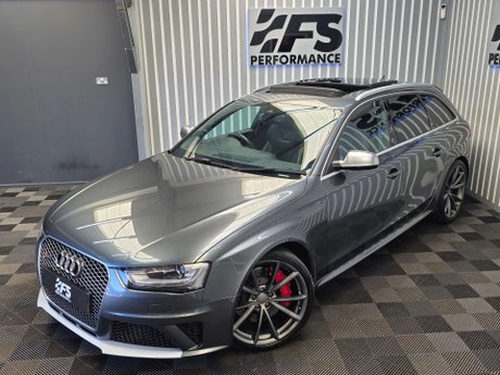 Audi RS4 4.2 FSI V8 Estate 5dr Petrol S Tronic quattro Euro 5 (450 ps) 45
