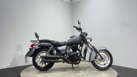 Motorini Bomber 2017 7K 1 OWNER CRUISER BIKE SPARES OR REPAIR 125CC PROJECT 1