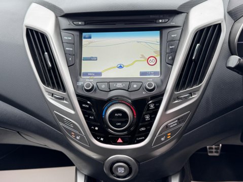 Hyundai Veloster 1.6 GDi Sport Euro 5 4dr 15