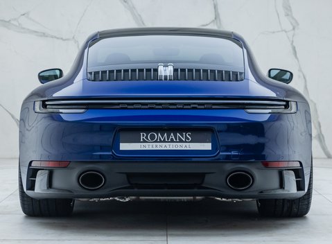 Porsche 911 Carrera GTS (992) 5