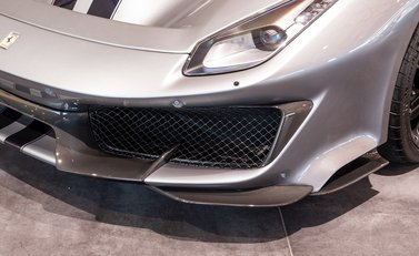 Ferrari 488 Pista 12