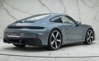 Porsche 911 Carrera T (992.2) 3