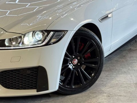 Jaguar XF 3.0 XF V6 S D Auto 4dr 35